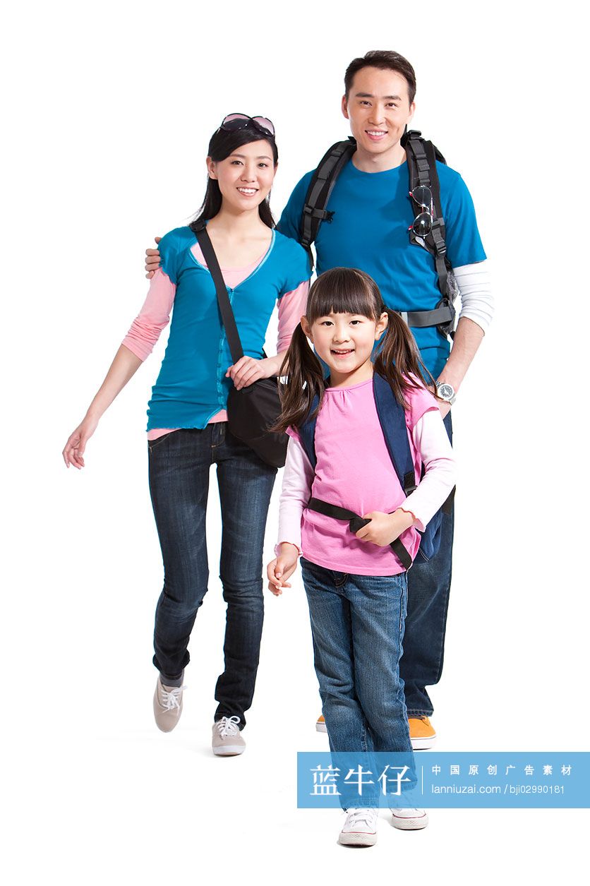 一家三口旅游肖像