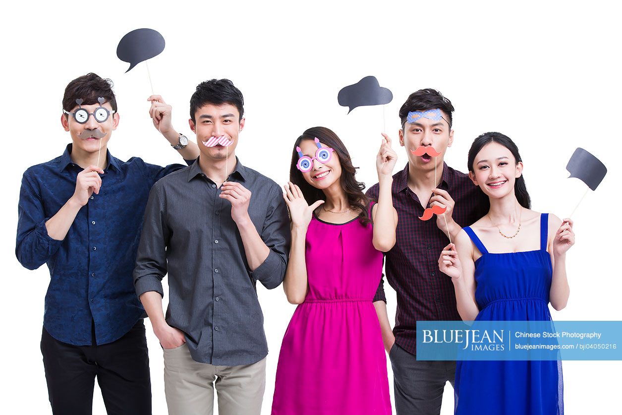 Young Chinese adults dressing up