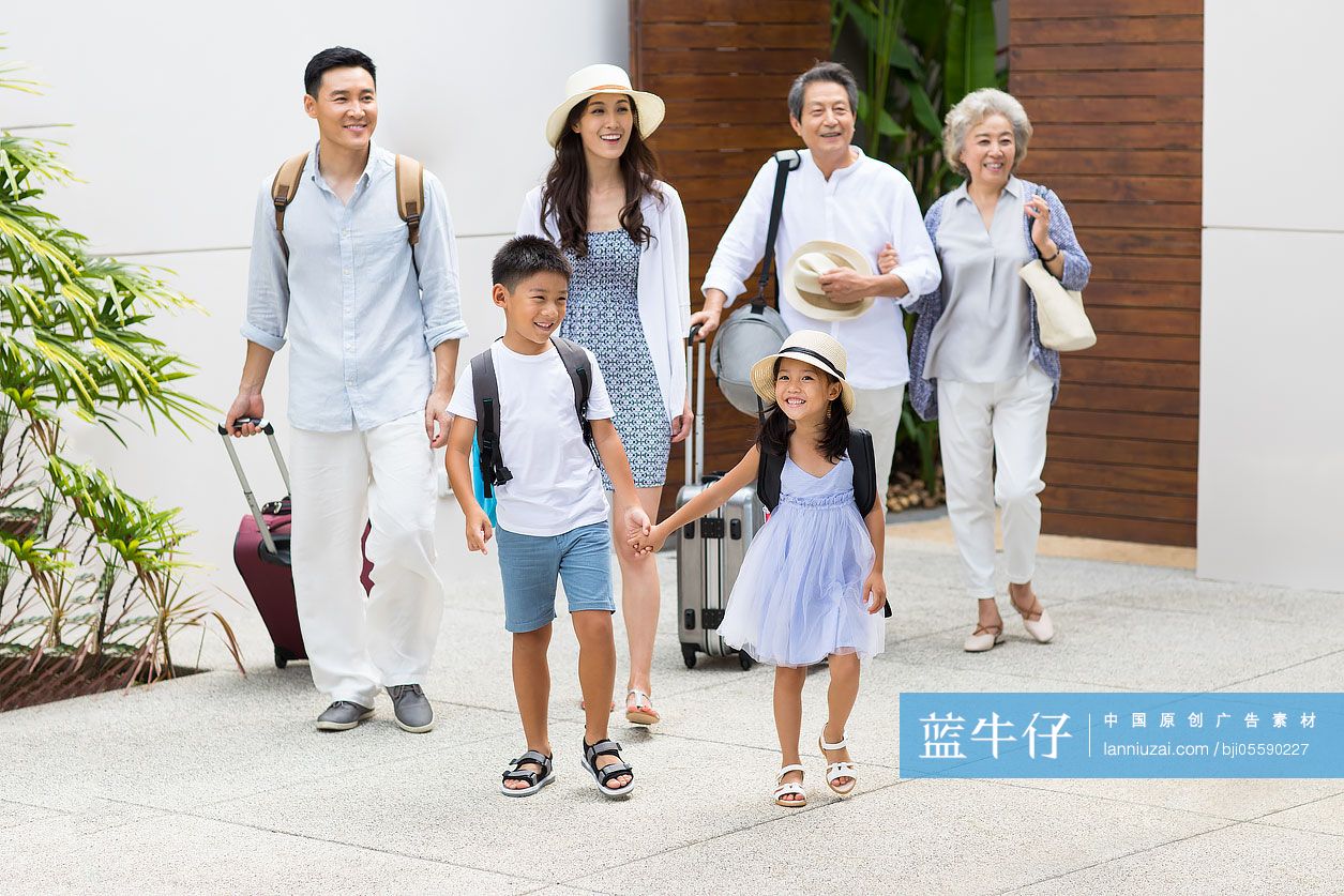 快乐的家庭旅游度假