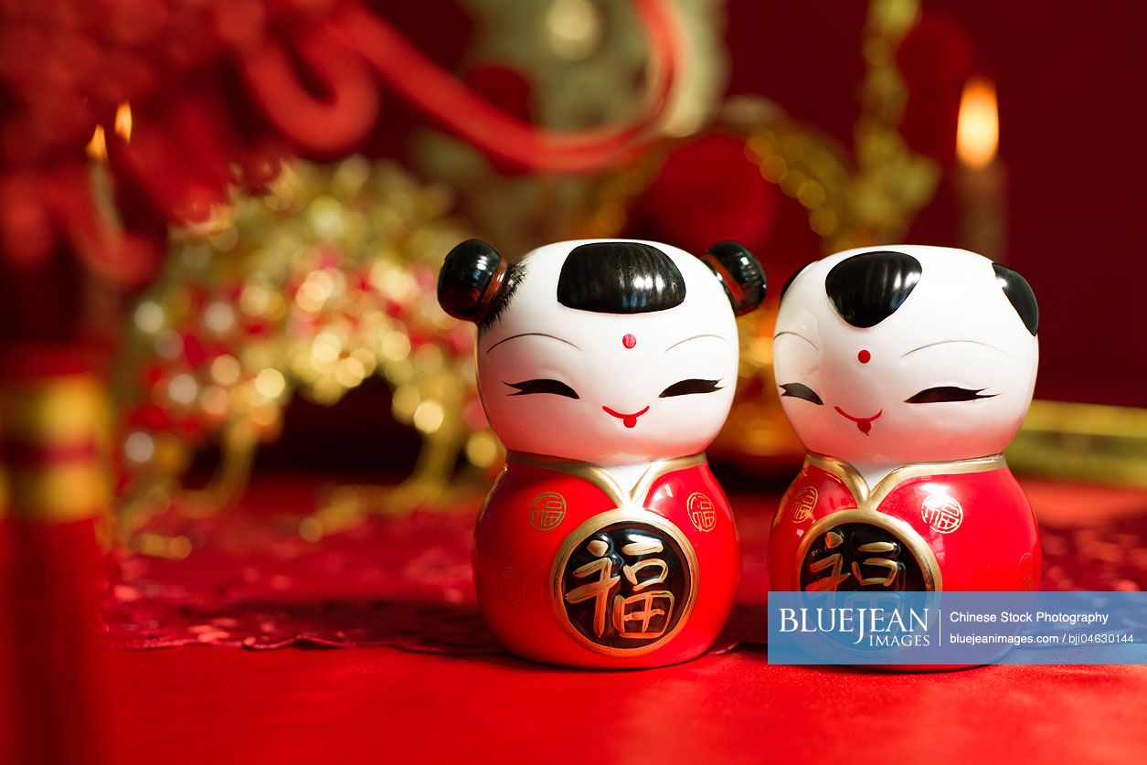 Traditional Chinese wedding elements