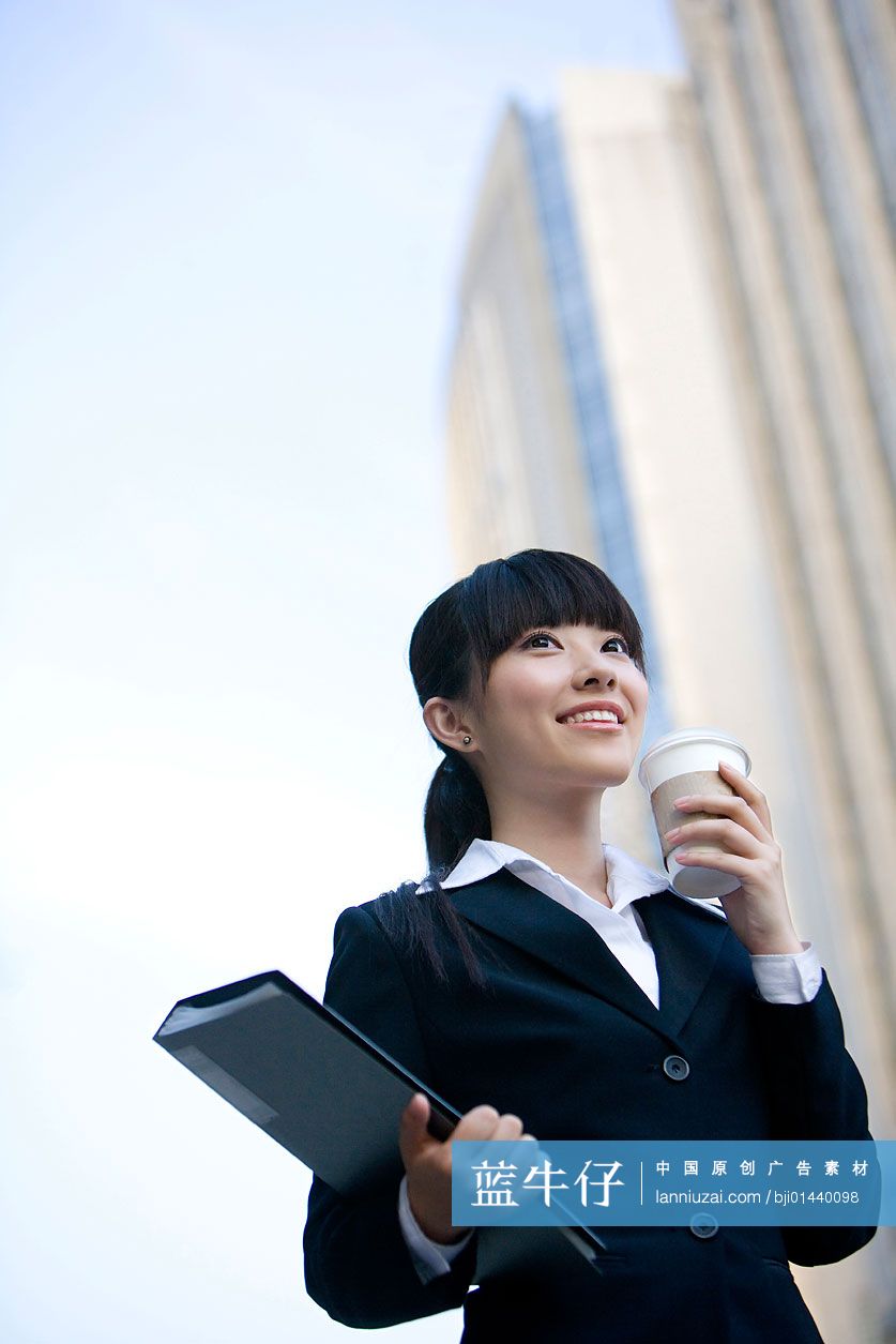 户外商务女性